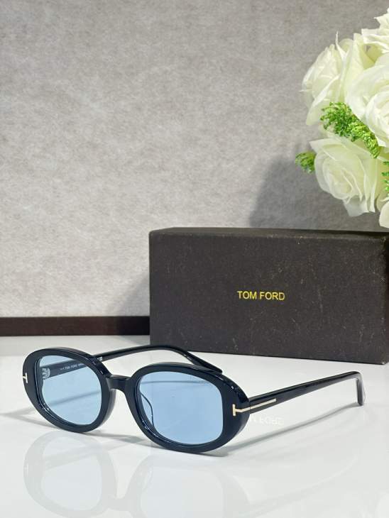Picture of Tom Ford Sunglasses _SKUfw76439842fw